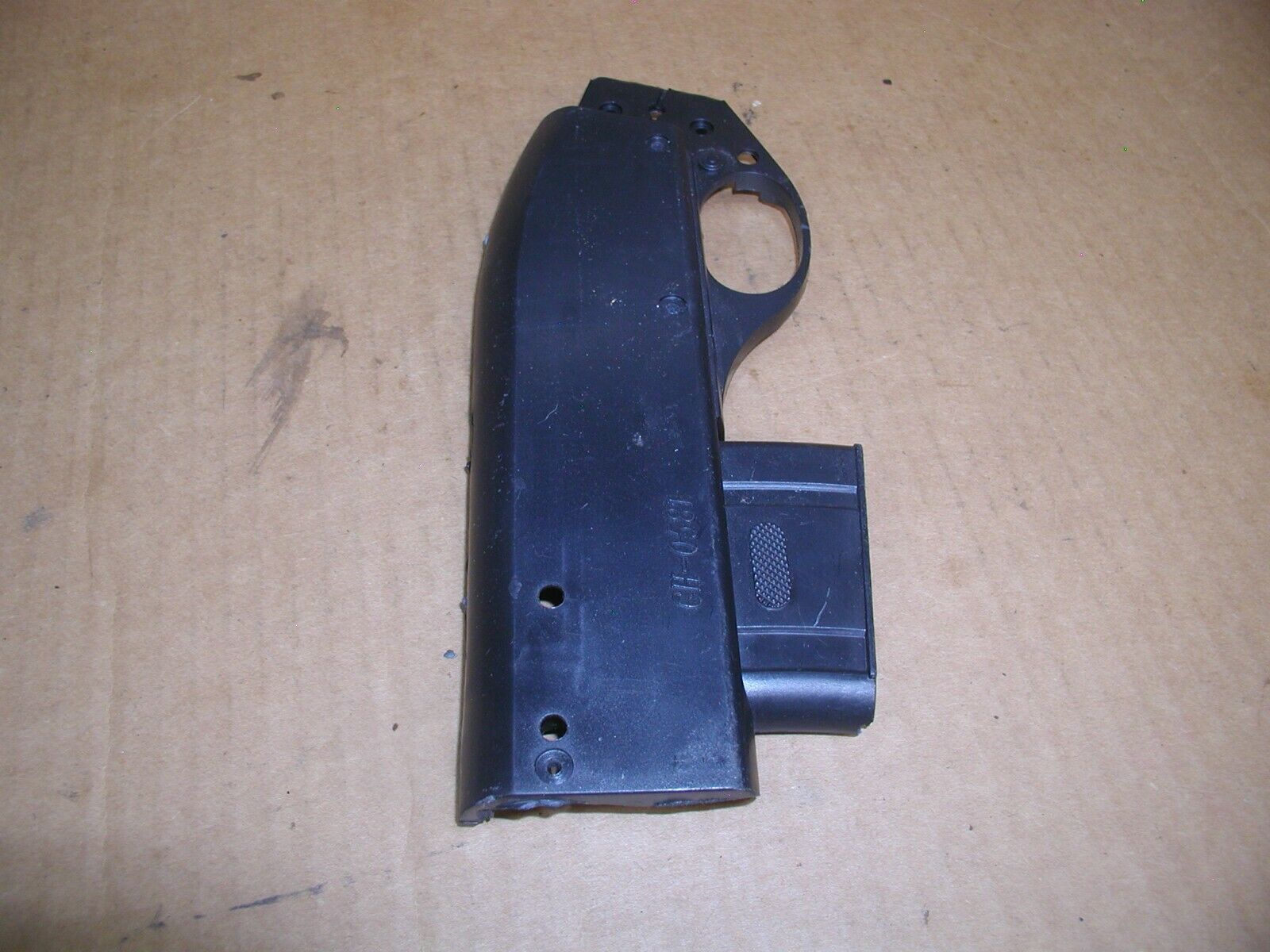 CH-0581 Spring Airsoft Shotgun - Left Side Cover Plastic Used - Image 3