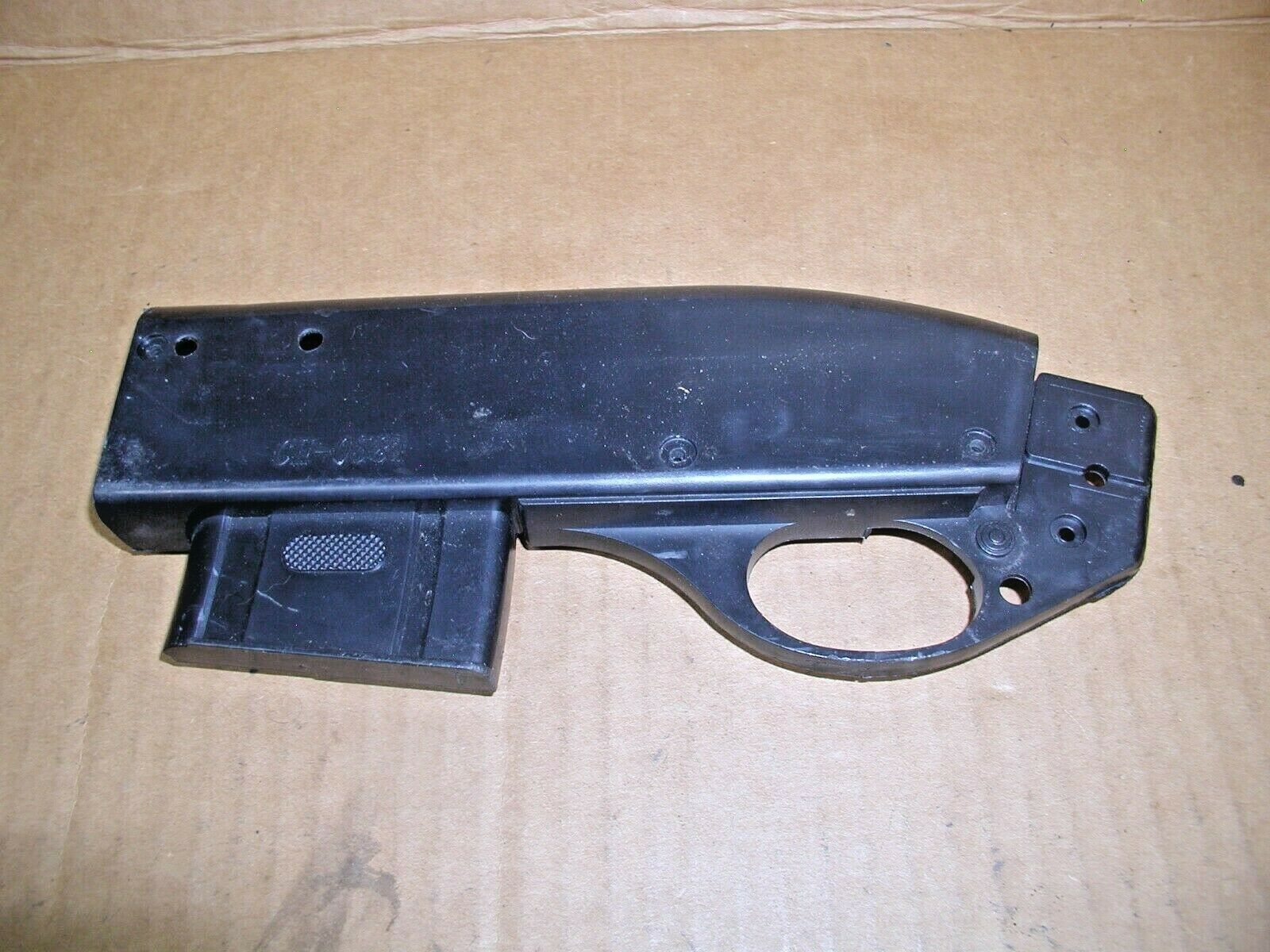CH-0581 Spring Airsoft Shotgun - Left Side Cover Plastic Used