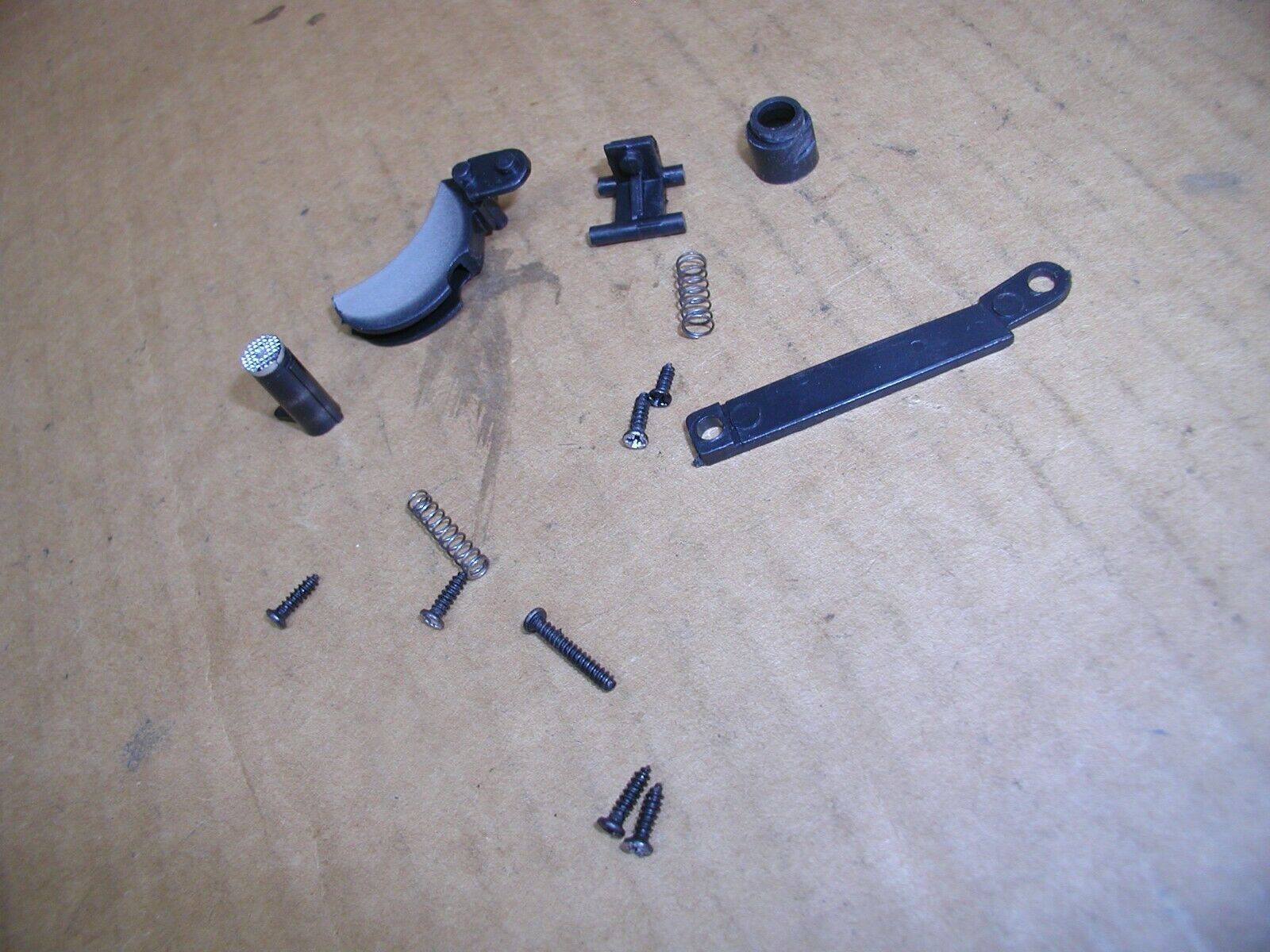 Dual-P328-Spring-Airsoft-Pistol-Bag-of-Parts-Used-224751669584-3 Dual P328 Spring Airsoft Pistol - Bag of Parts Used - Image 3