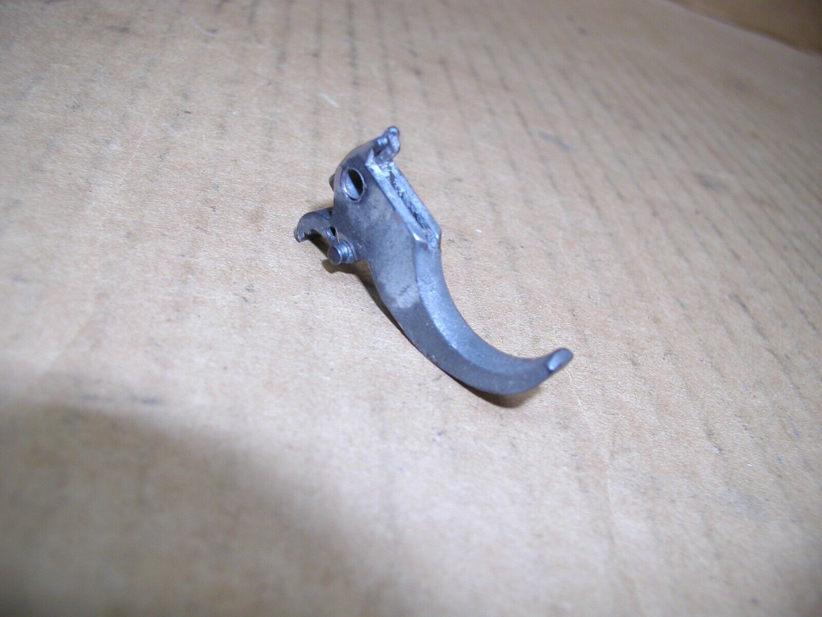 Gecado .22 Revolver - Trigger