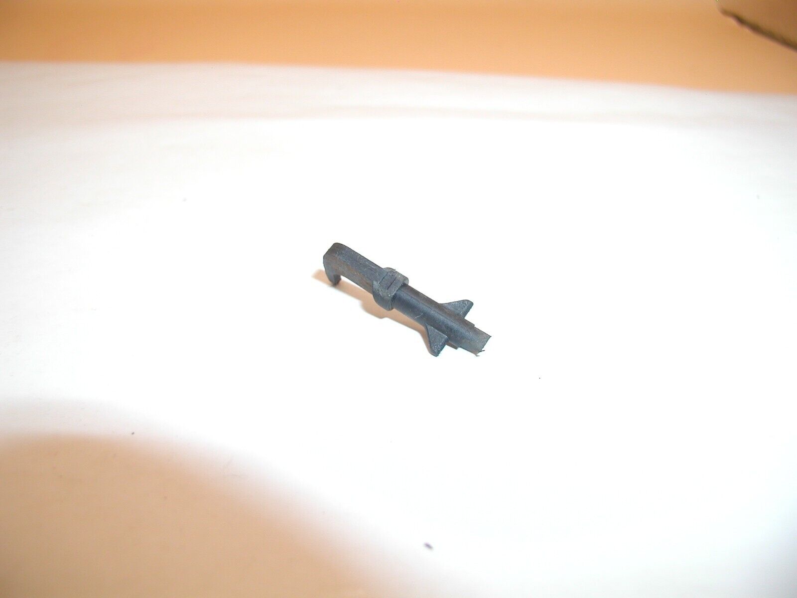 Smith-Wesson-410-40SW-Disconnector-Plastic-226187020700-3 Smith & Wesson 410 .40S&W - Disconnector, Plastic - Image 3
