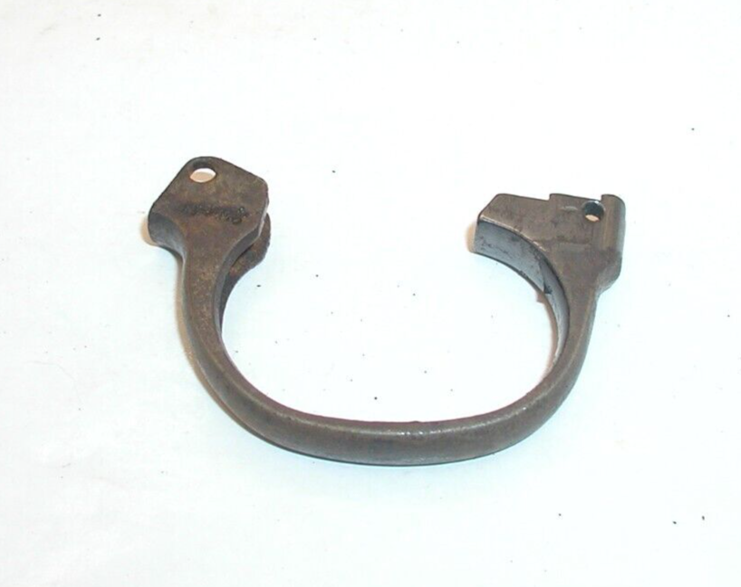 Harrington & Richardson 732 .32 S&W L - Trigger Guard - Image 3