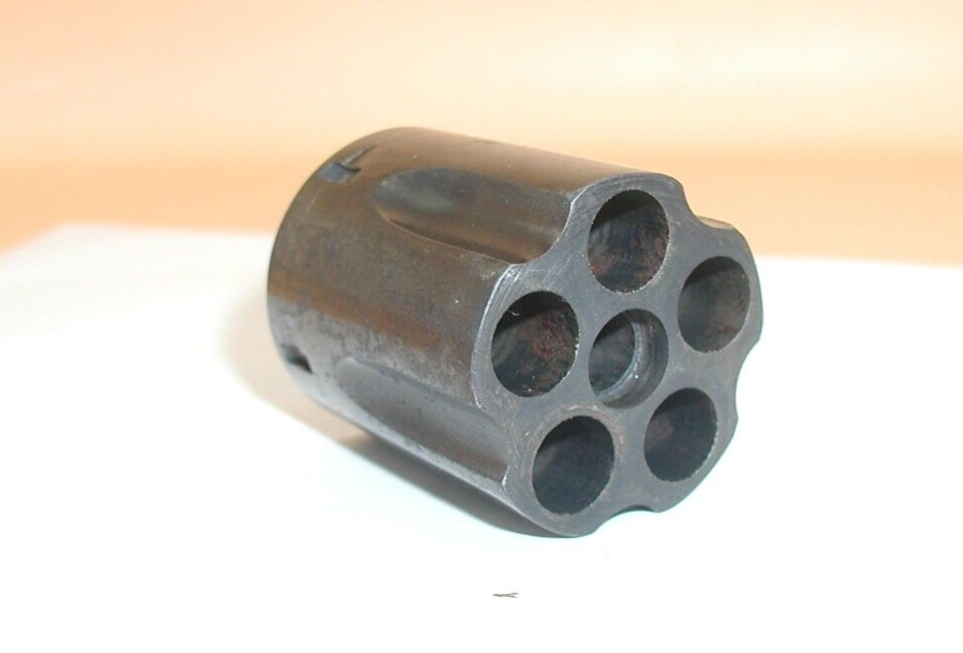 Smith-Wesson-Revolver-36-38-Special-J-Frame-Cylinder-38-Special-5-Shot-226686620759-4 Smith & Wesson Revolver 36 .38 Special (J Frame) - Cylinder .38 Special, 5-Shot - Image 5