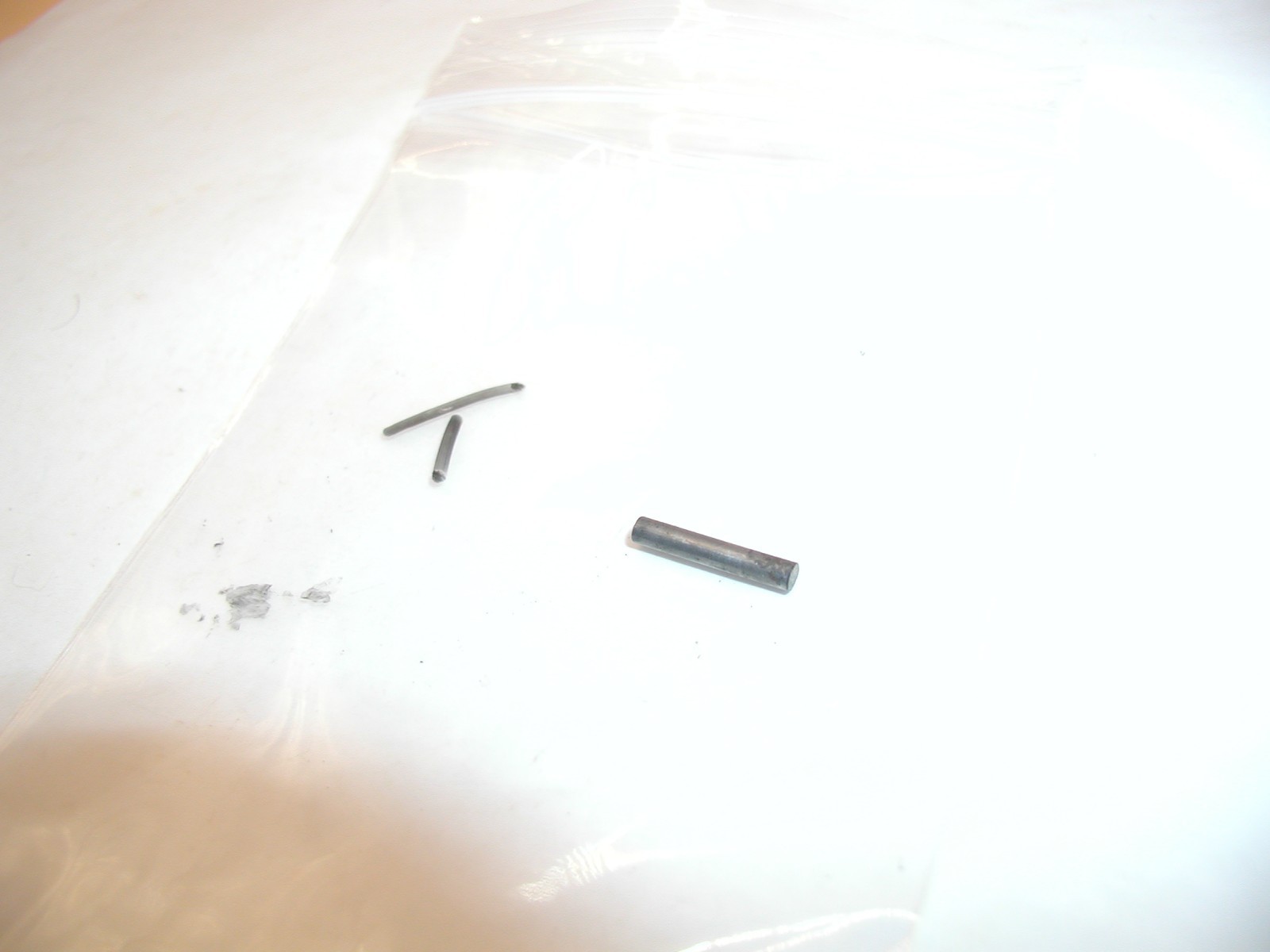 Davis Derringer D-32 - Trigger Pin - Image 3