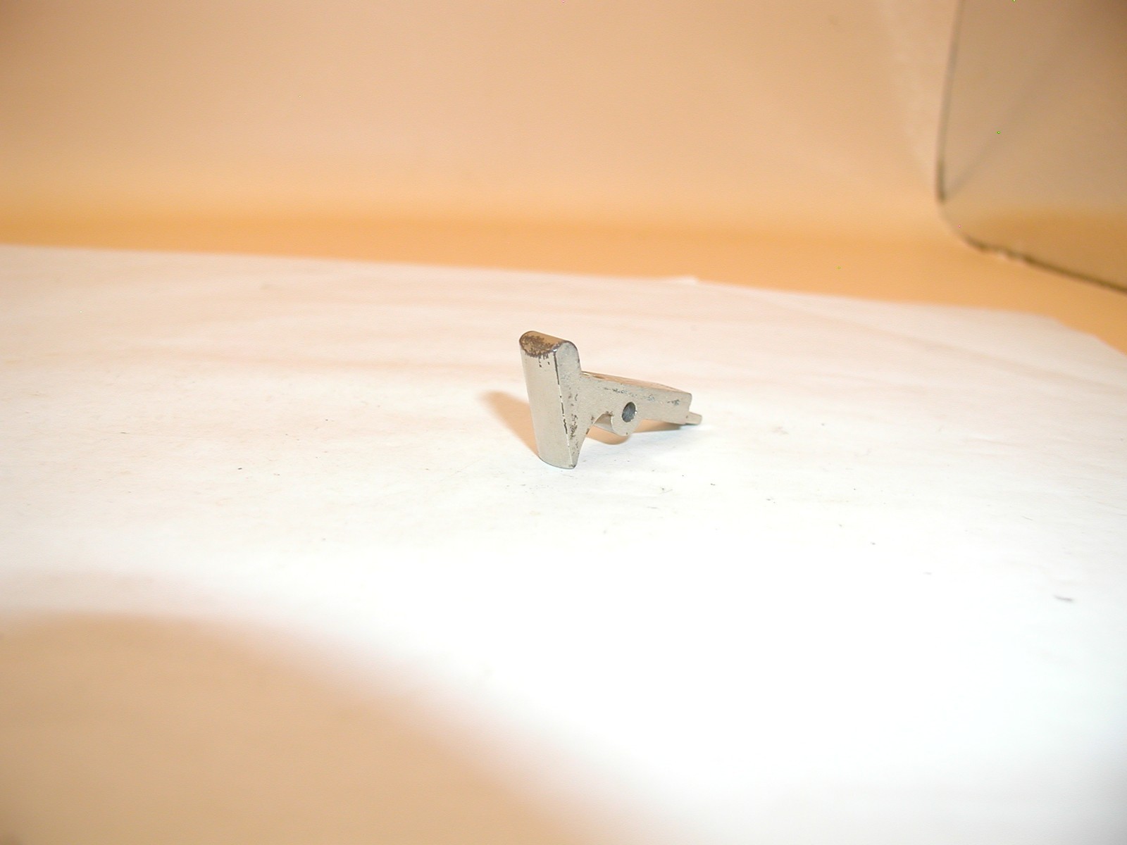 Davis Derringer D-32 - Trigger, Nickel