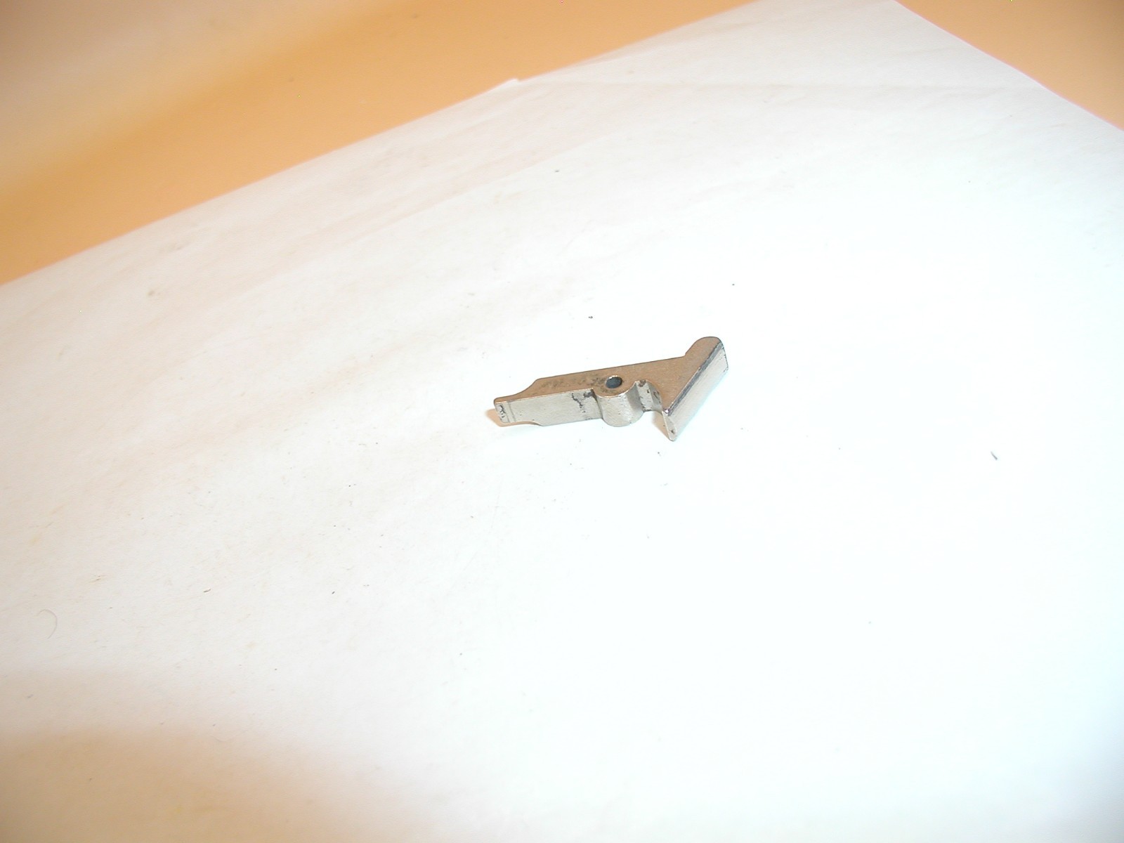 Davis Derringer D-32 - Trigger, Nickel - Image 4