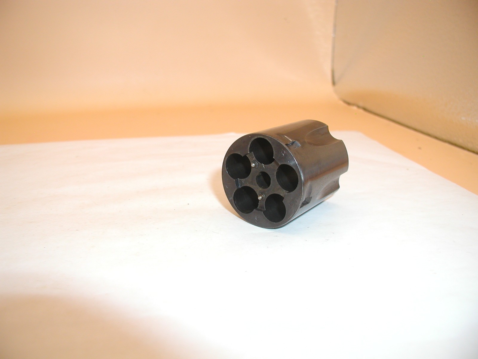 Rossi-M685-38-Special-Revolver-Cylinder-38-Cal5-Shot-Blued-226986025541-3 Rossi M685 .38 Special Revolver - Cylinder .38 Cal.5-Shot Blued - Image 4