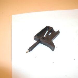 Daisy Powerline 880 - Bolt Handle Assembly, 880BHA1