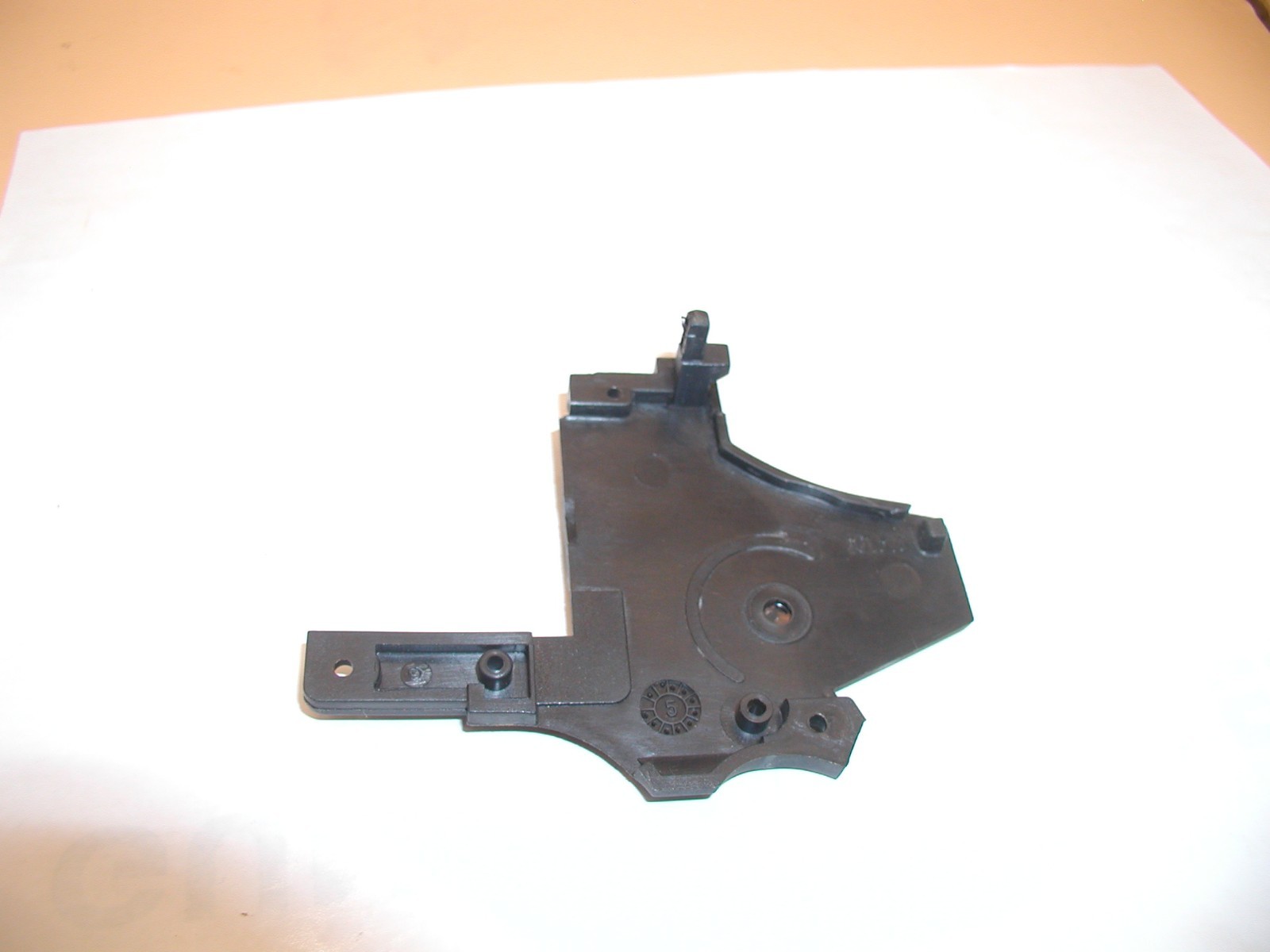 gamo combat r 77 revolver sideplate, plastic gamo combat r 77 revolver sideplate, plastic