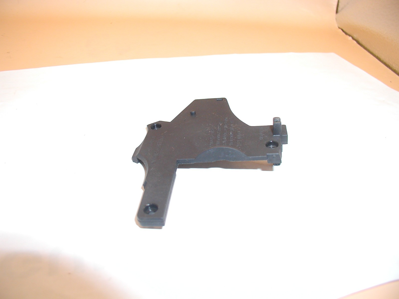 gamo combat r 77 revolver sideplate, plastic gamo combat r 77 revolver sideplate, plastic