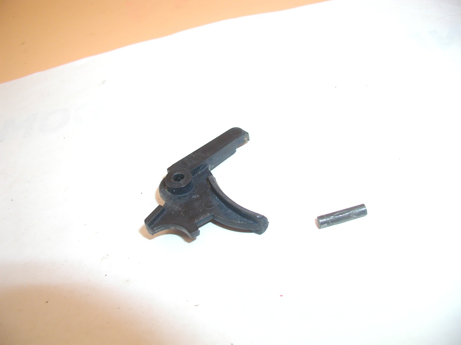 daisy power line 717 air pistol trigger w/ pin daisy power line 717 air pistol trigger w/ pin