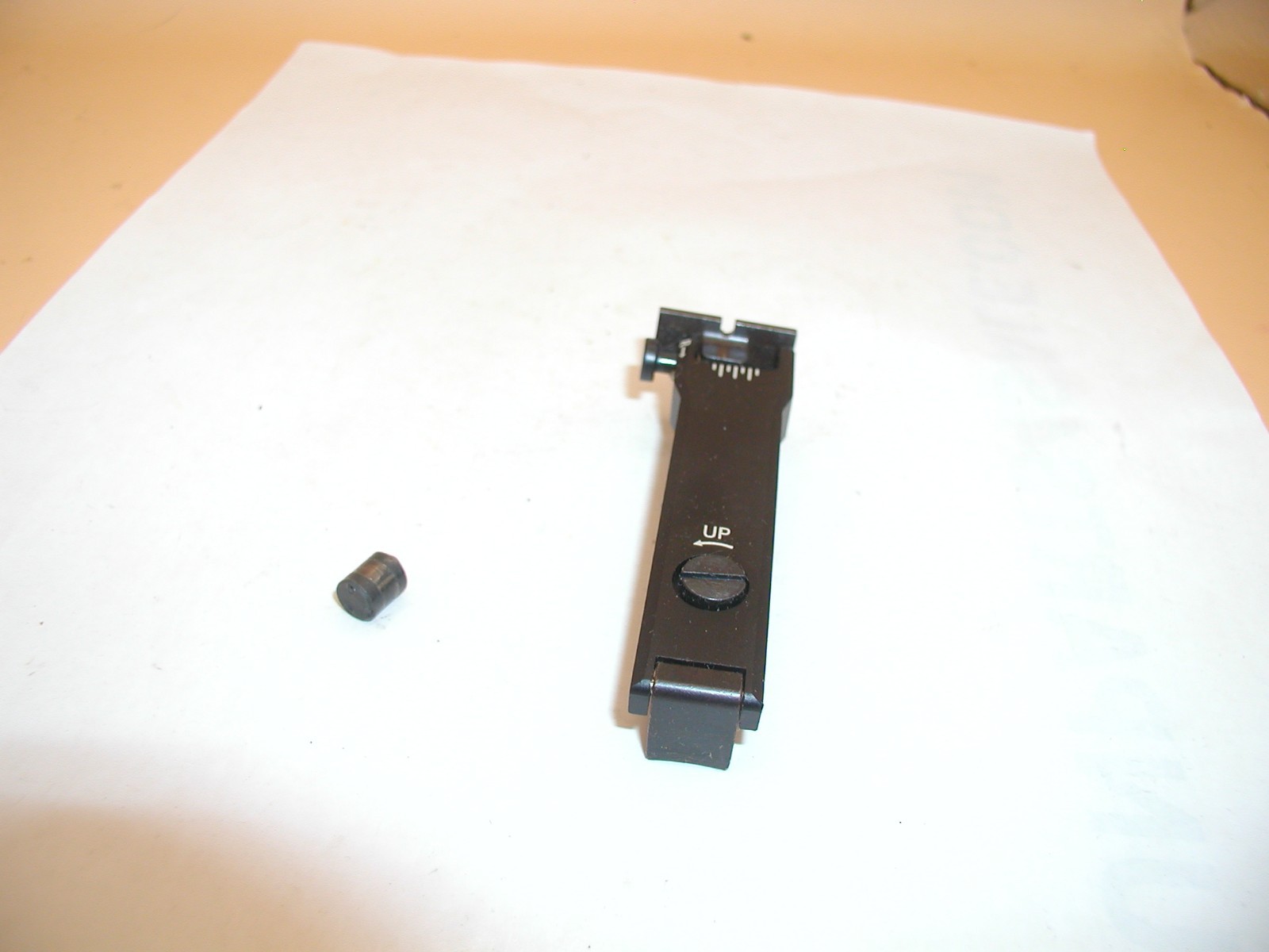 unknown make air rifle rear sight, metal unknown make air rifle rear sight, metal